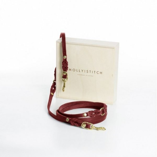 Molly & Stitch dreifach verstellbare Hundeleine Leder handgefertigt Chili rot mit goldenem Verschluss und Verpackung